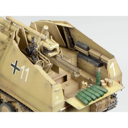 Tamiya 1/35 German Wespe Howitzer Model Kit