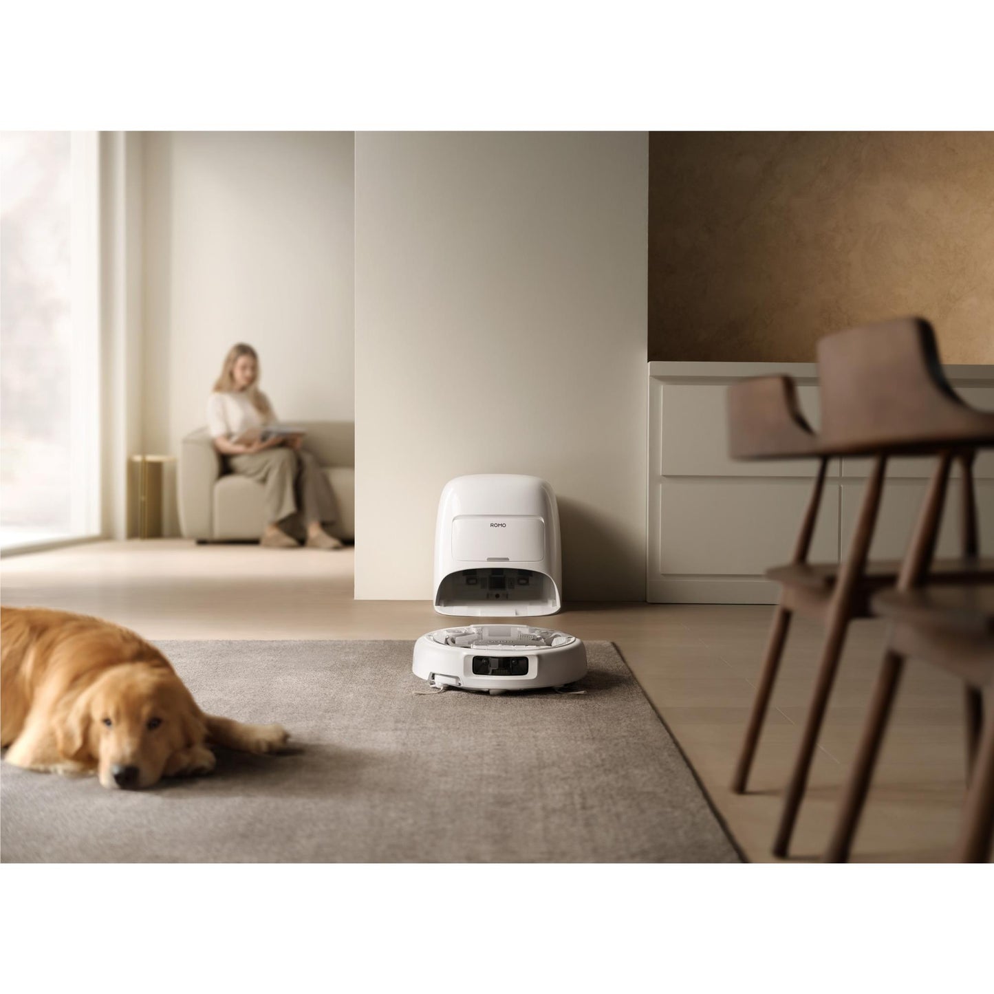 DJI Romo A Robotic Vacuum