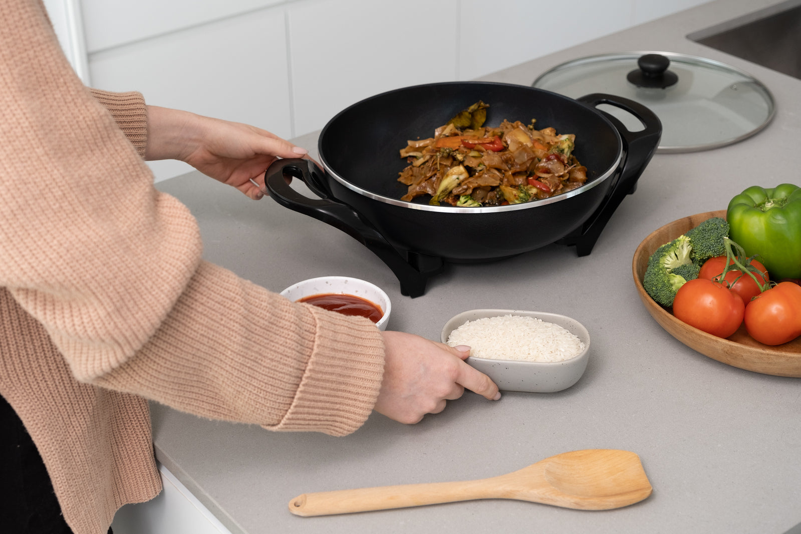 Healthy Choice 5.4L Large Non-Stick Electric Wok