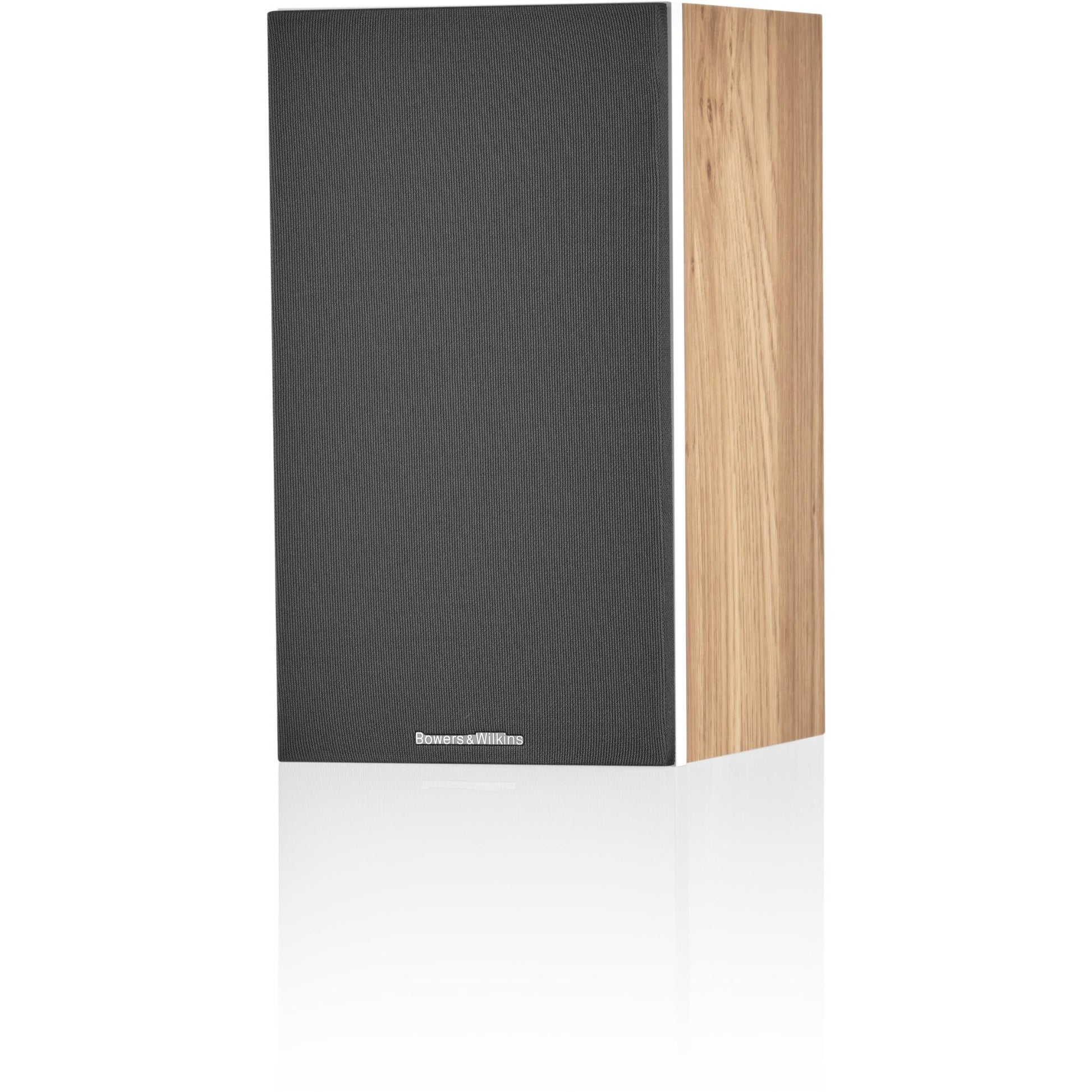 Bowers & Wilkins 607 S3 Performance Compact Bookshelf Speakers (Oak) [Pair]