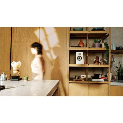 Bowers & Wilkins 607 S3 Performance Compact Bookshelf Speakers (White) [Pair]