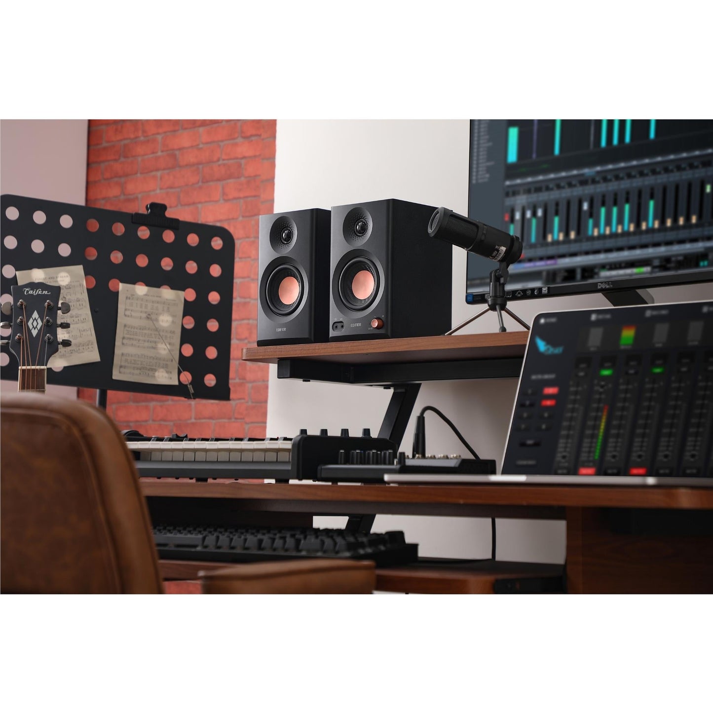 Edifier MR3 Monitor Bluetooth Speaker System (Black)