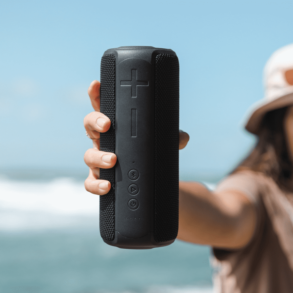 Wave 12W Portable Speaker Amped Series IPX7 LED Medium (Black)