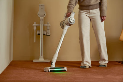 CUCKOO Power-Clon LINE Dual-Spin Vacuum and Mop (CVC-L1610NW)