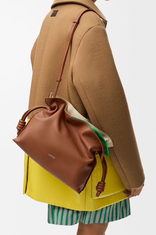 Medium layered Flamenco clutch in nappa calfskin