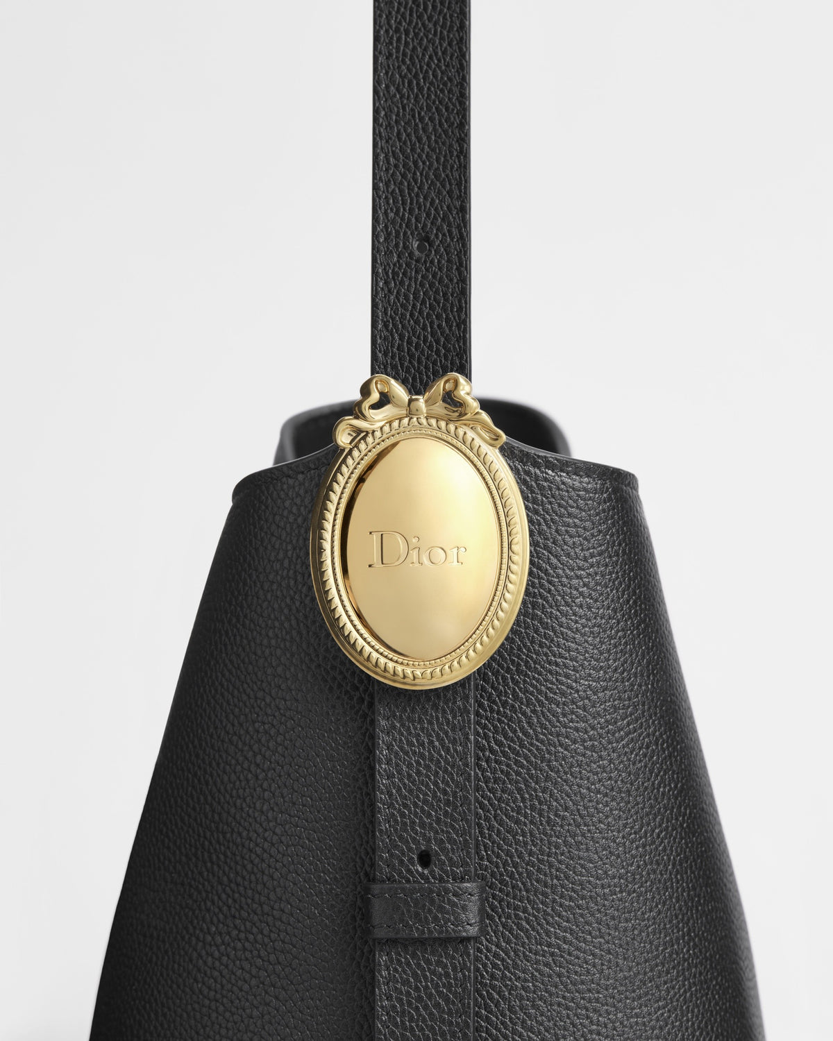 Small Dior Médaillon Bucket Bag Black Grained Calfskin
