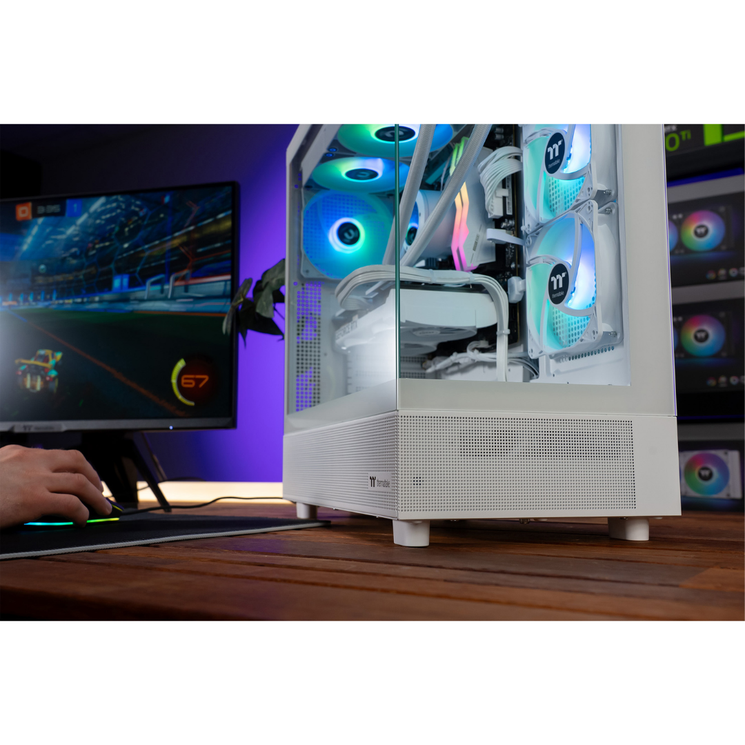 Thermaltake Horizon PRO V2 Snow Gaming Desktop PC (AMD 7600 / RTX 5070 / 32GB RAM)