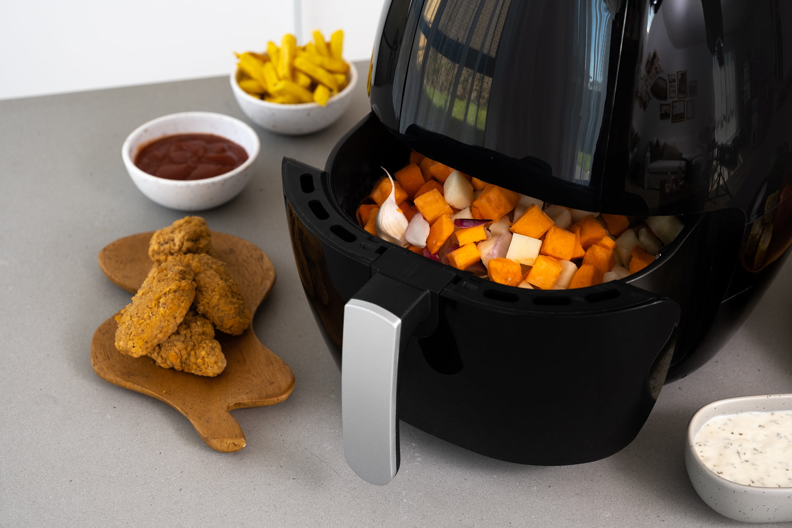 Healthy Choice 8L Digital Non-Stick Air Fryer 1800W