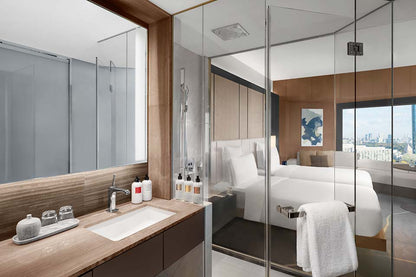 ANA InterContinental Tokyo club twin room city view