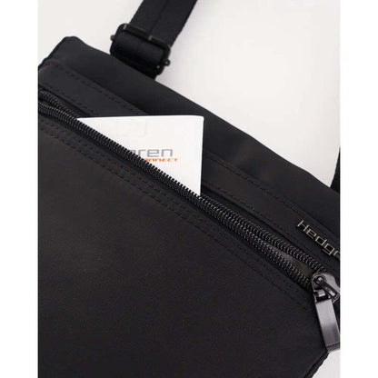 Hedgren LEONCE Small Vertical Crossbody Bag with RFID - Black