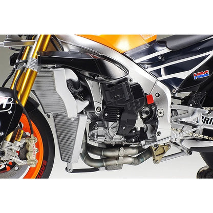 Tamiya 1/12 Repsol Honda RC212V 14 Motorcycle Scaled Plastic Model Kit