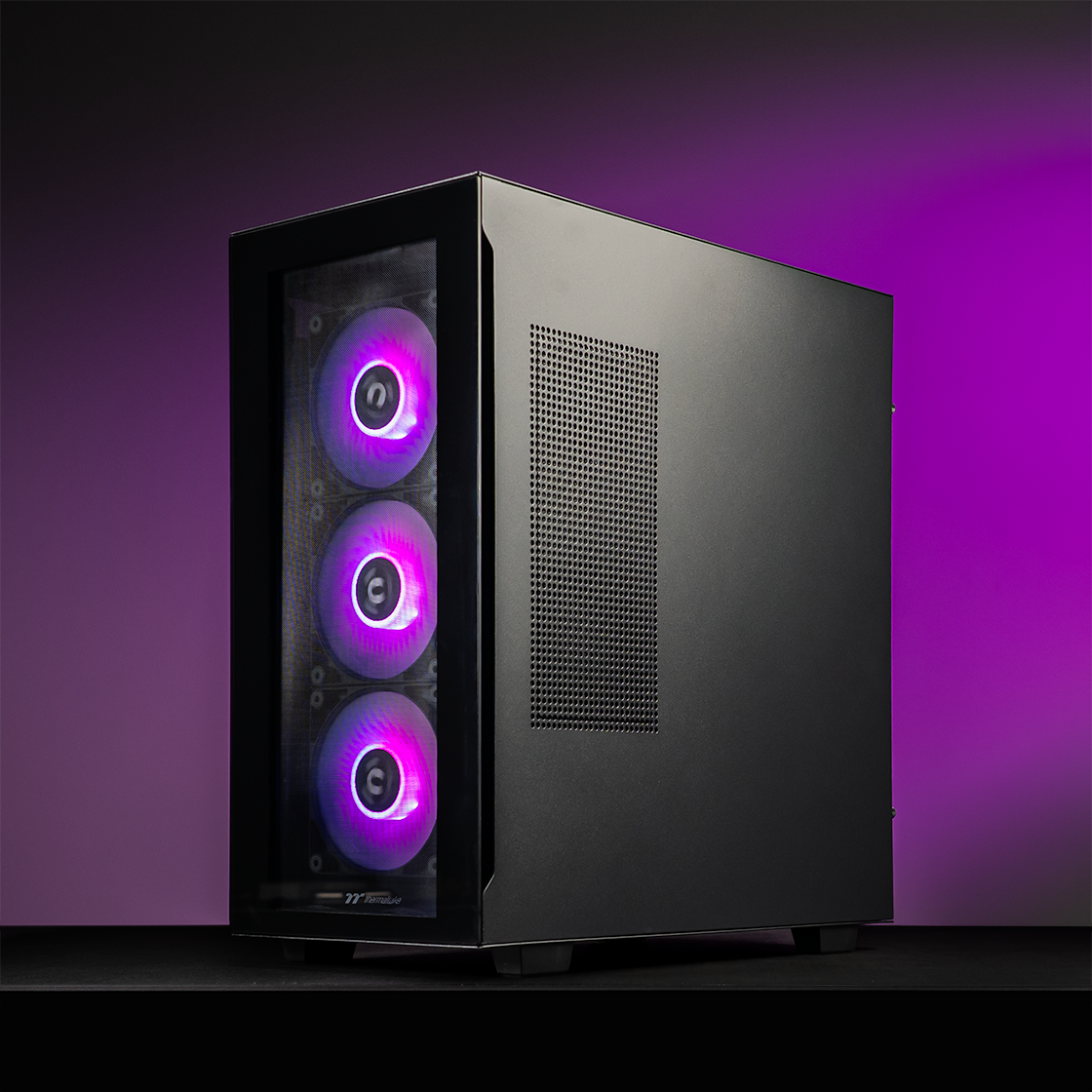 Thermaltake Infinity Pro V7 Gaming Desktop PC (Intel 14600KF / RTX 5070 / 32GB RAM)