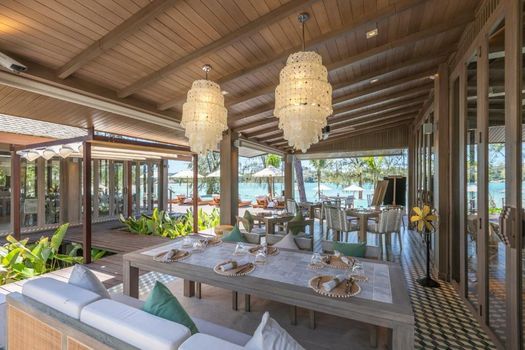 Cape Fahn Hotel villa living area