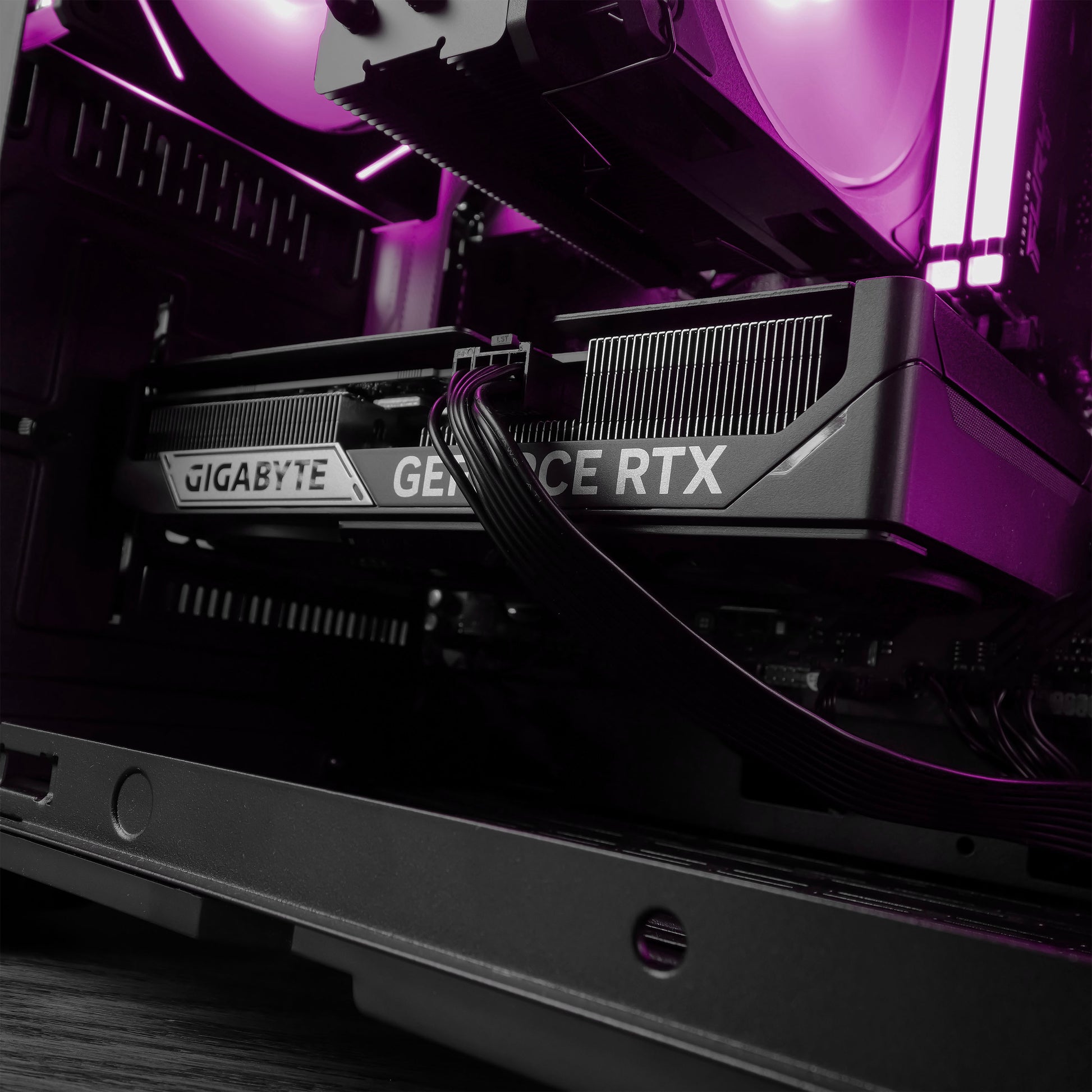 Nebula PC - Chimera Gaming PC: RYZEN 5 7500F | RTX 5060 Ti - 16GB