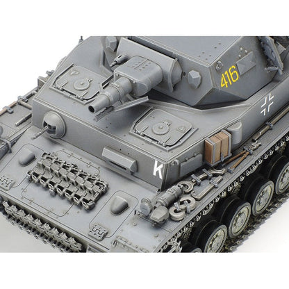 Tamiya 1/35 German Tank Panzerkampfwagen IV Ausf. F / Sd.Kfz.161