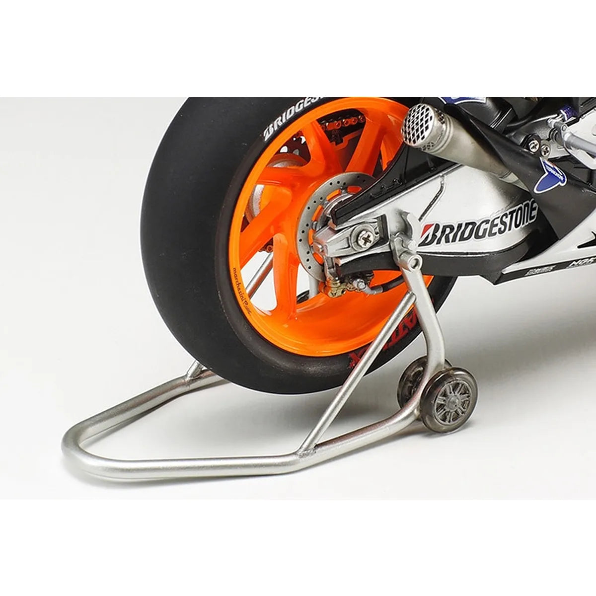 Tamiya 1/12 Repsol Honda RC212V 14 Motorcycle Scaled Plastic Model Kit