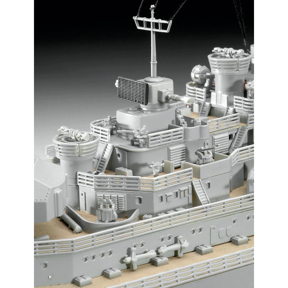 Revell 1/350 Battleship Bismarck