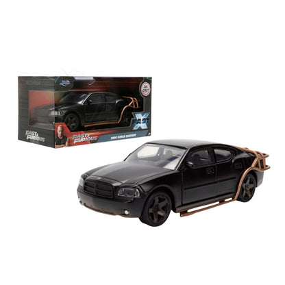 Jada 1:32 Scale Fast & Furious 2006 Dodge Charger Black Diecast Vehicle Model