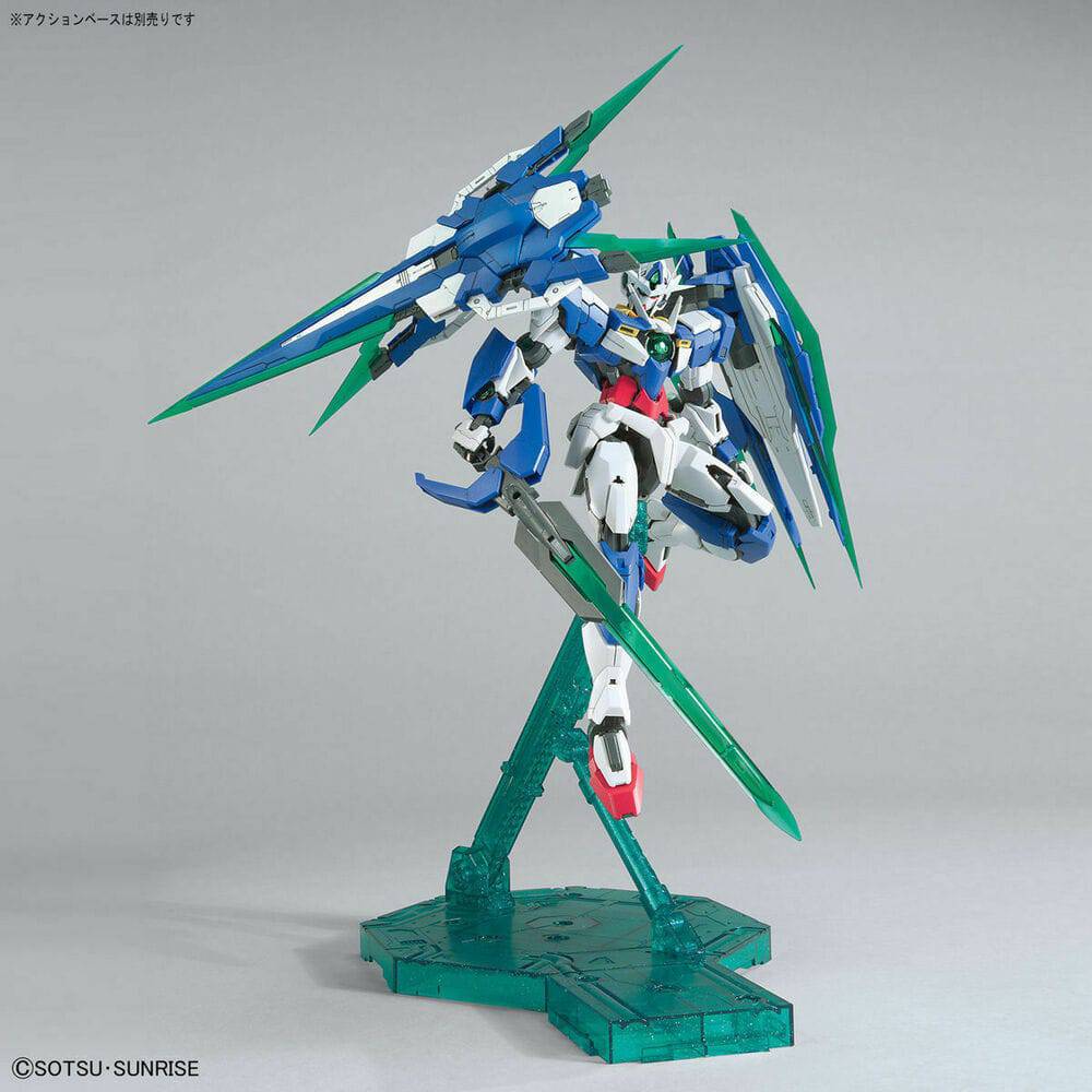 Bandai MG 1/100 00 Qan[T] Full Saber Gundam Model Kit