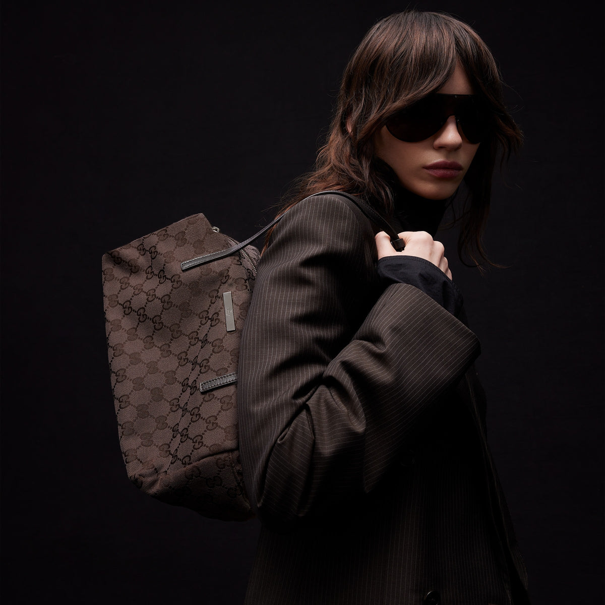 Gucci Melrose medium boston bag in dark brown GG canvas - side view