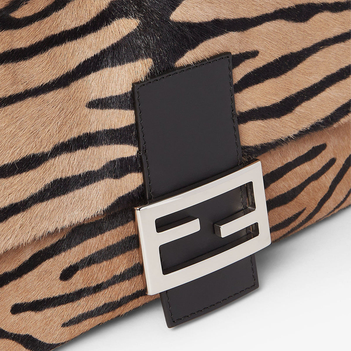 Baguette 26424 Tiger-Print Pony-Effect Leather Re Edition Bag