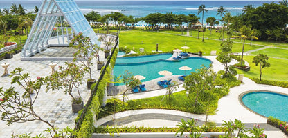 Merusaka Nusa Dua resort and pools