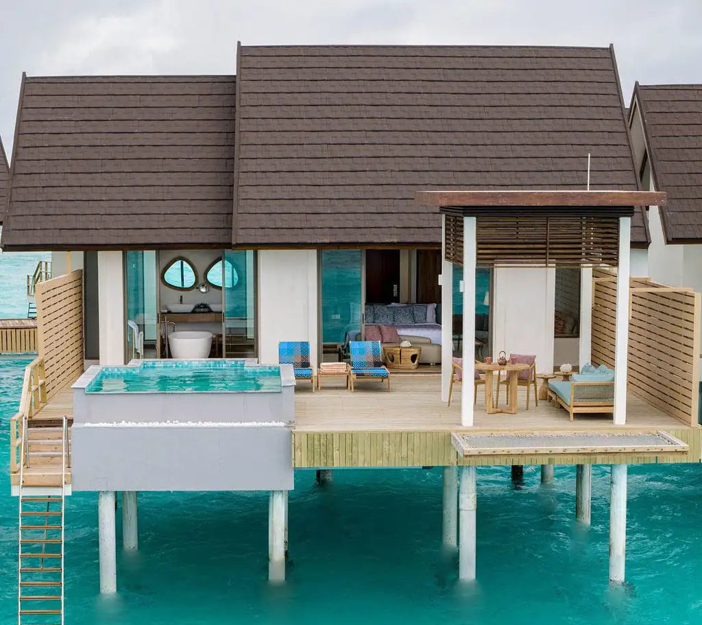Meyyafushi Maldives water pool villa