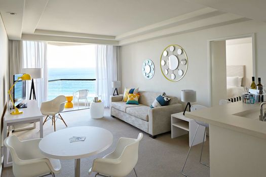 QT Gold Coast hotel gallery image six